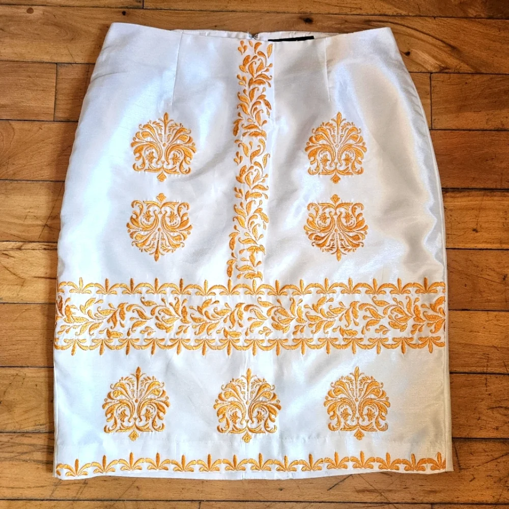 Midnight Velvet Embroidered Pencil Skirt - Picture 1 of 11